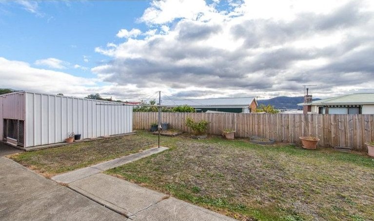 17 O'Brien Street GLENORCHY 10