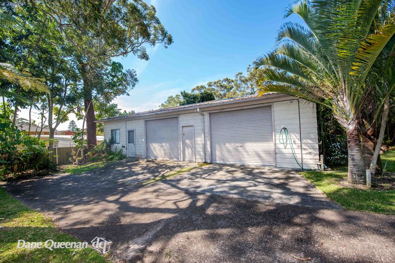 17 Ocean Beach Road SHOAL BAY 18