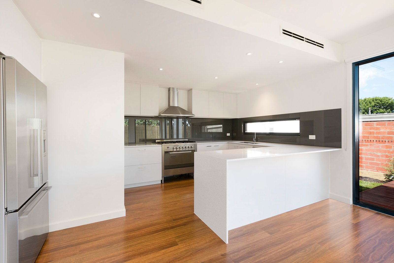 Gallery: 17 O'Connor Crescent