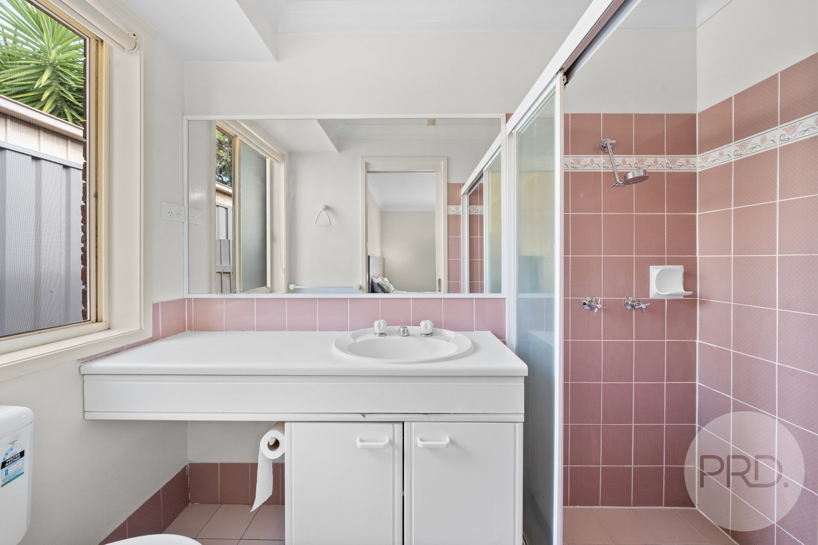 17 Oleander Crescent LAKE ALBERT 12