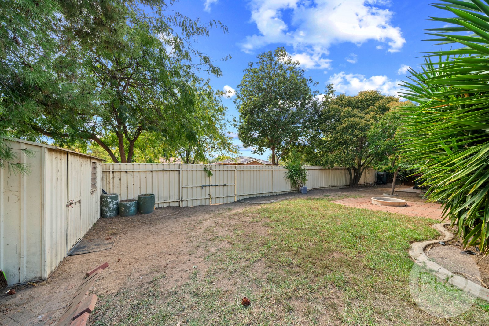 17 Oleander Crescent LAKE ALBERT 16