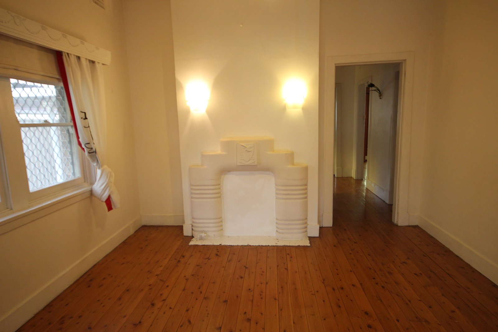 17 Omera Street,  CARLTON 7