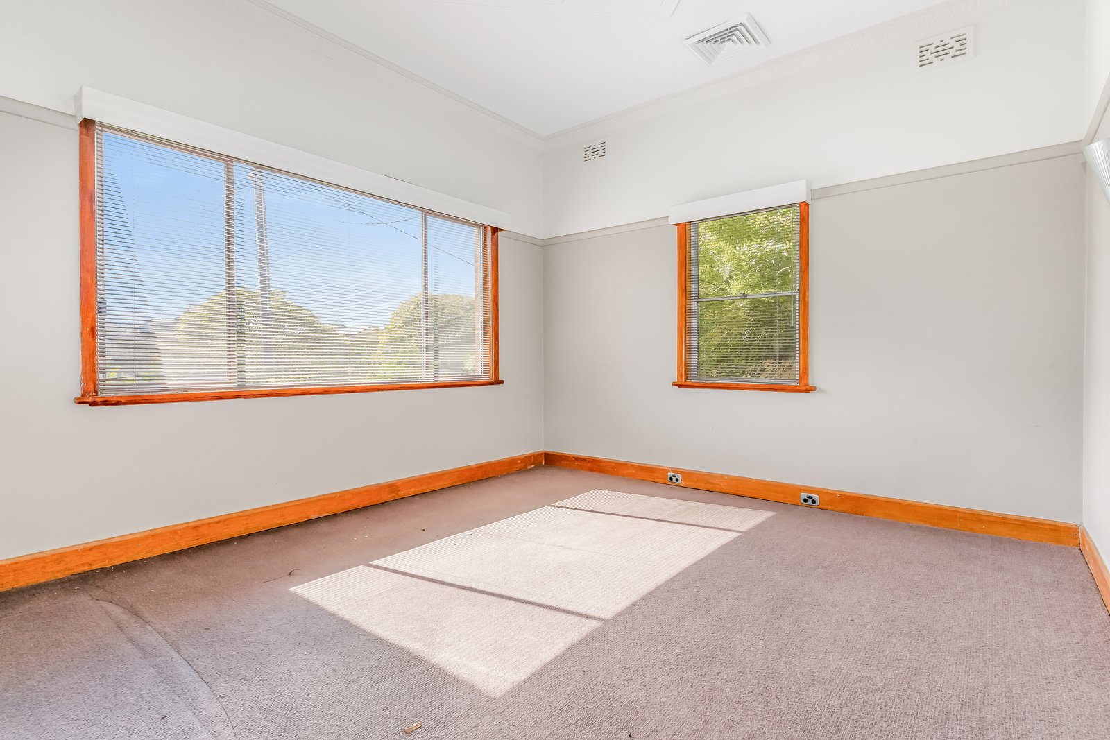 17 Ophir St  GOLDEN SQUARE 5