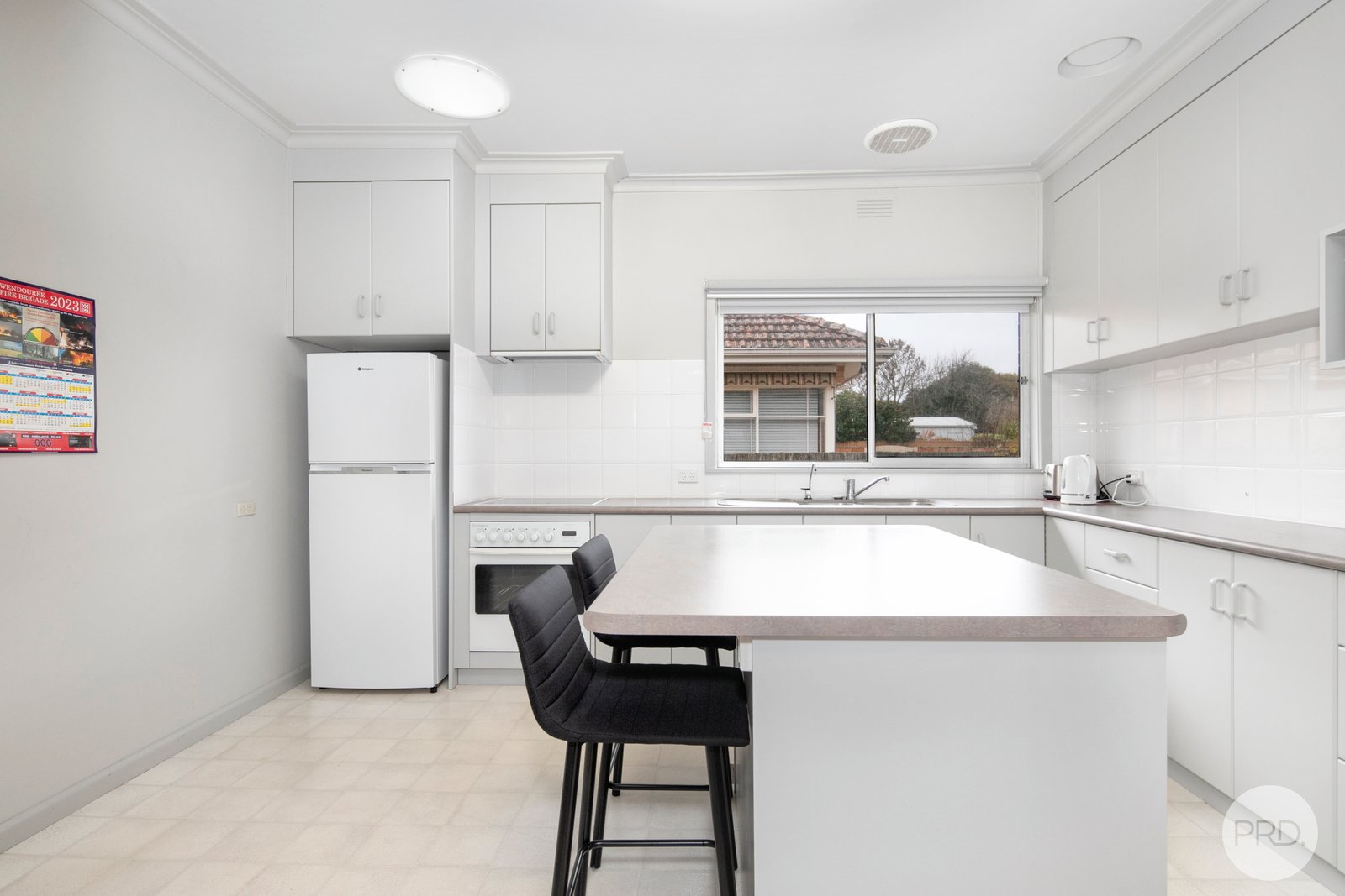 17 Orama Avenue WENDOUREE 3
