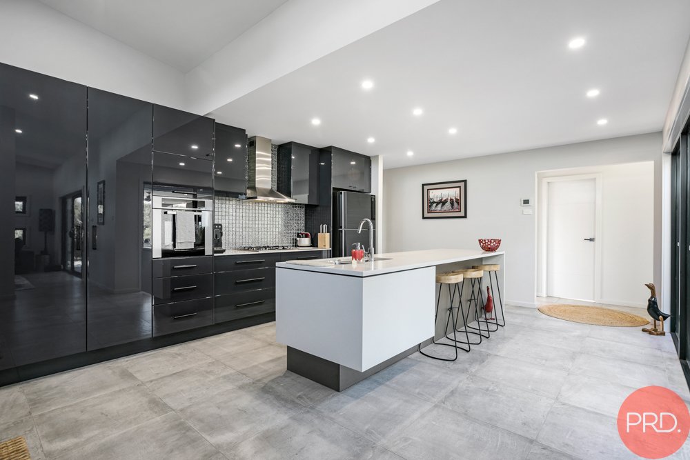17 Orlando Close WINDELLA 13