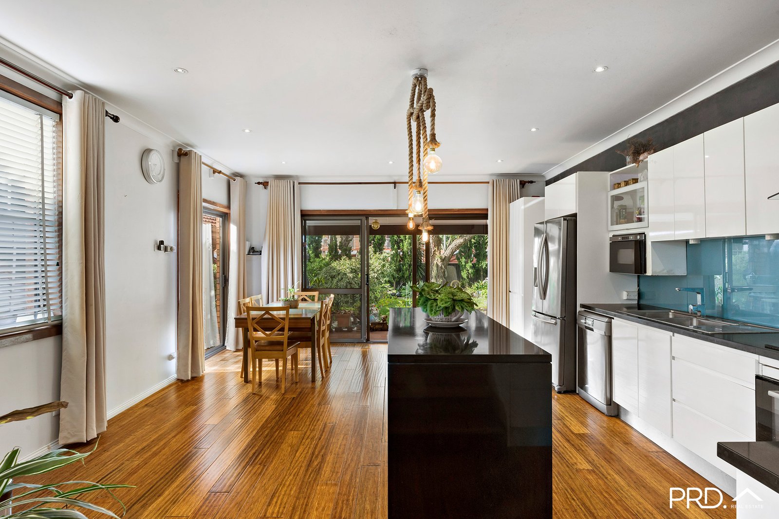 17 Park Road SANS SOUCI 3