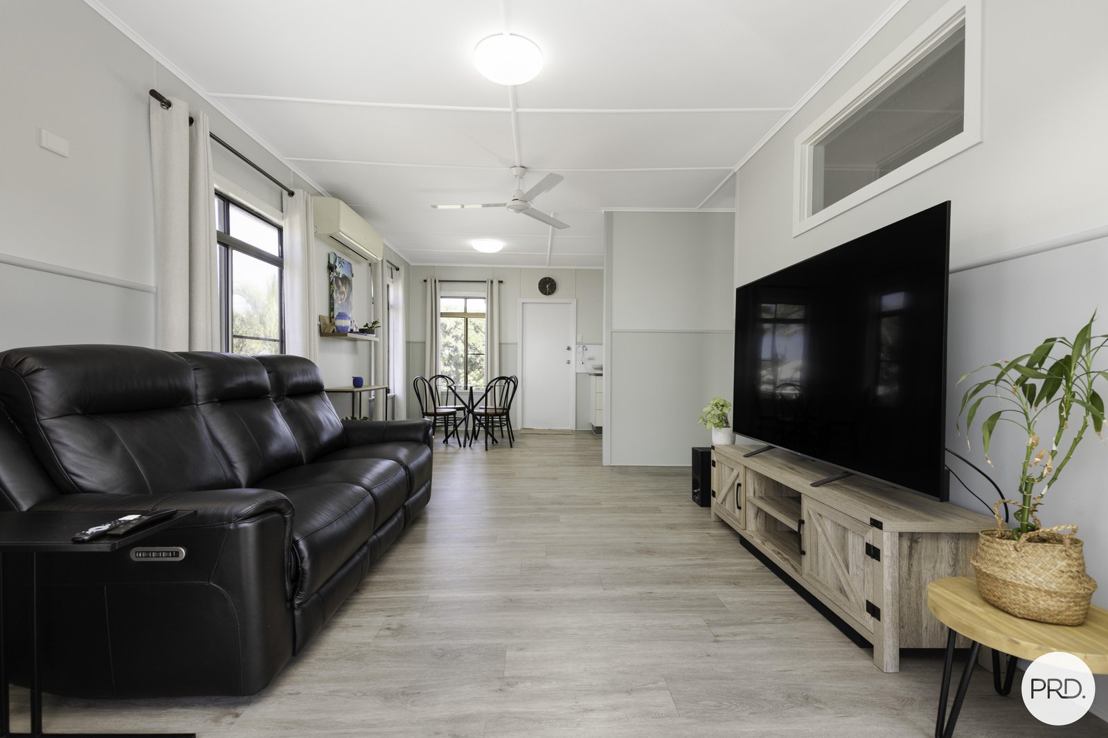 17 Peak Downs Highway OORALEA 1