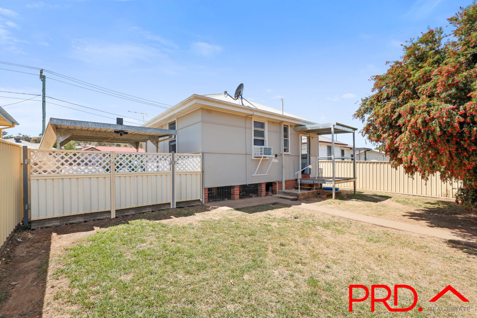 17 Peel Street TAMWORTH 15