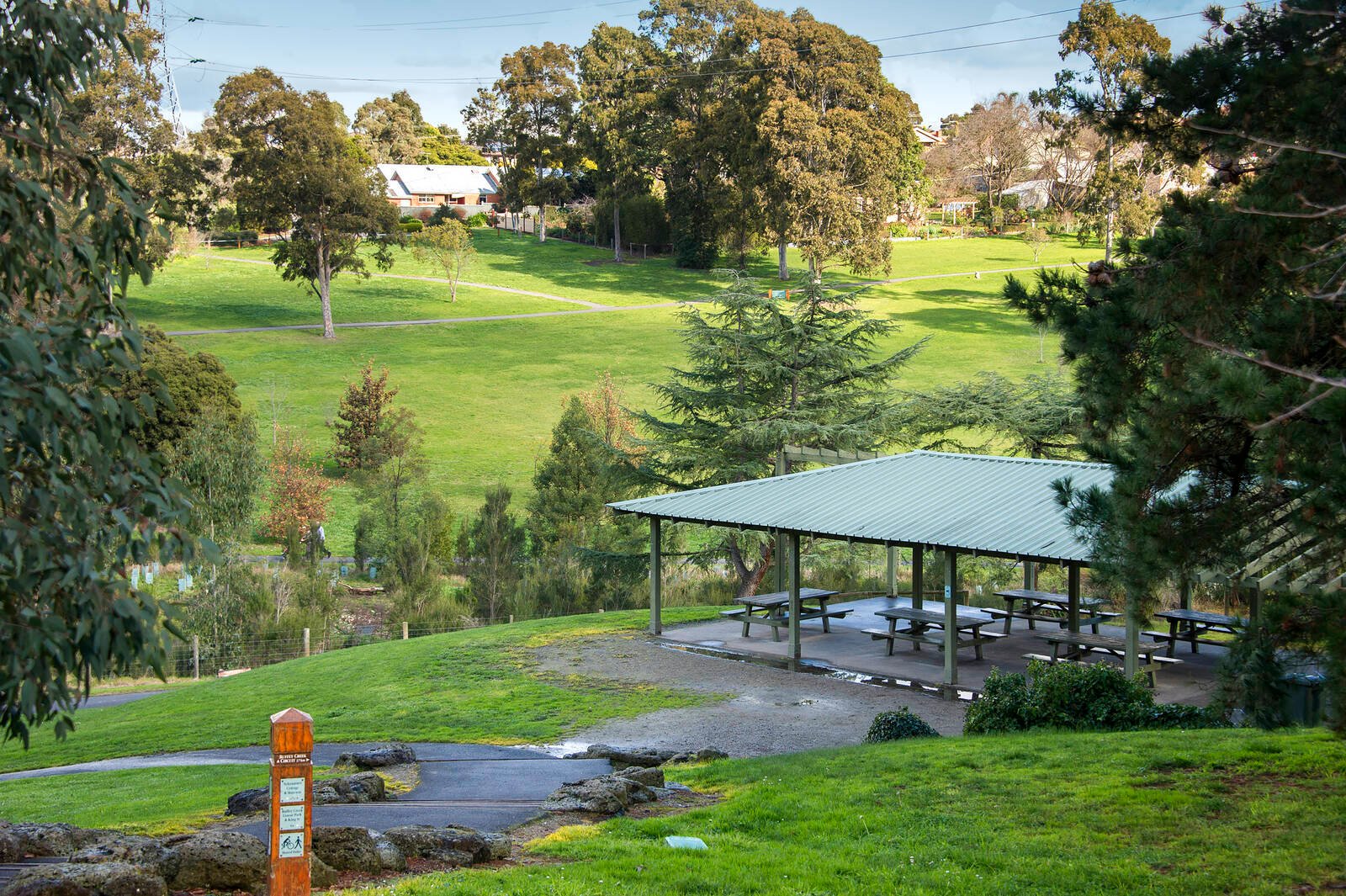 Real Estate and Property in 17 Phoenix Court, Doncaster East, VIC