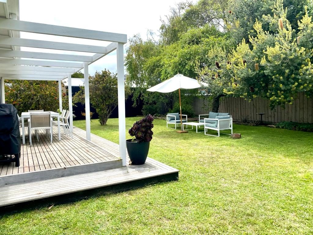 Real Estate and Property in 17 Pico Avenue, Point Lonsdale, VIC