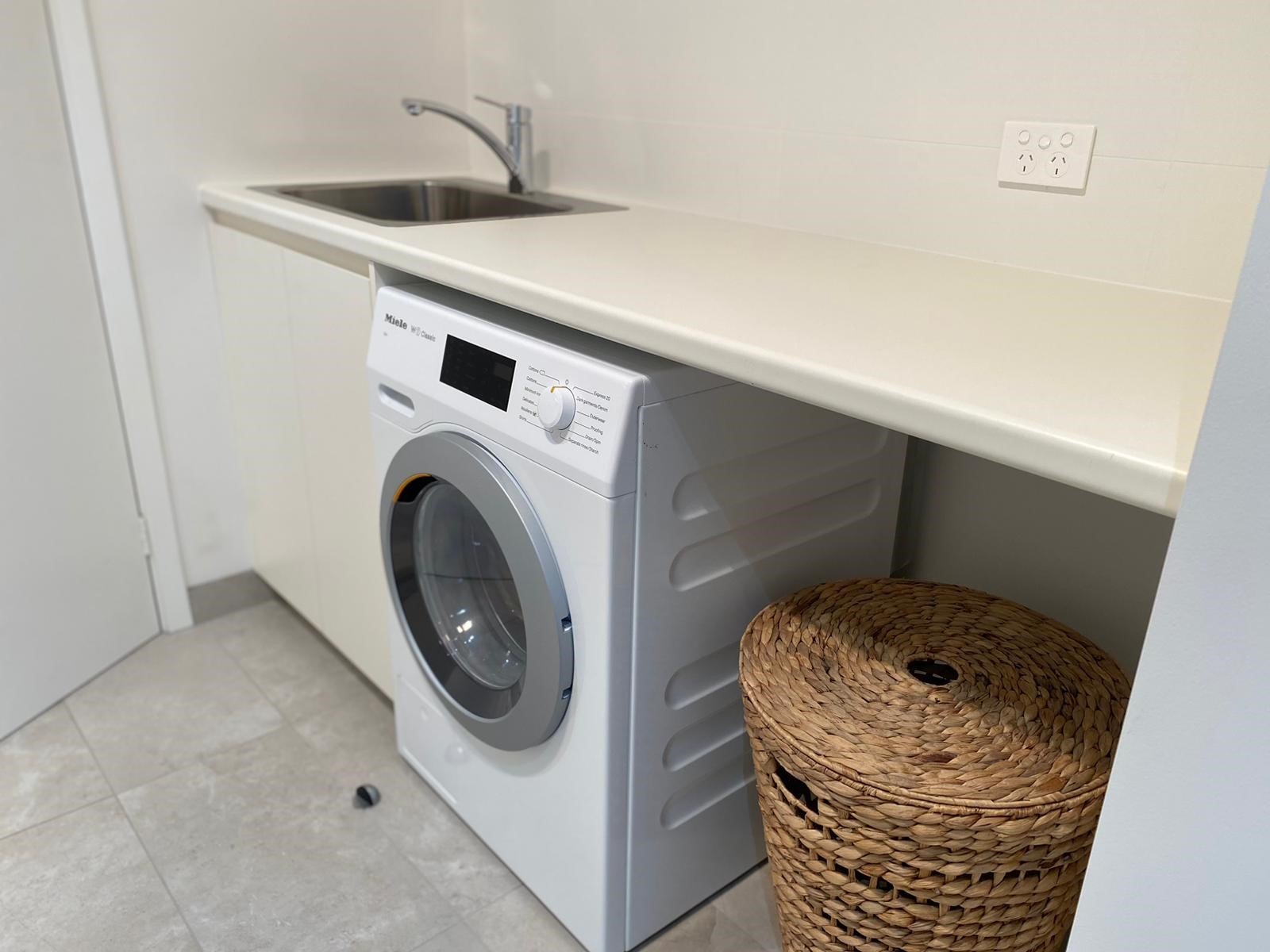 Real Estate and Property in 17 Pico Avenue, Point Lonsdale, VIC