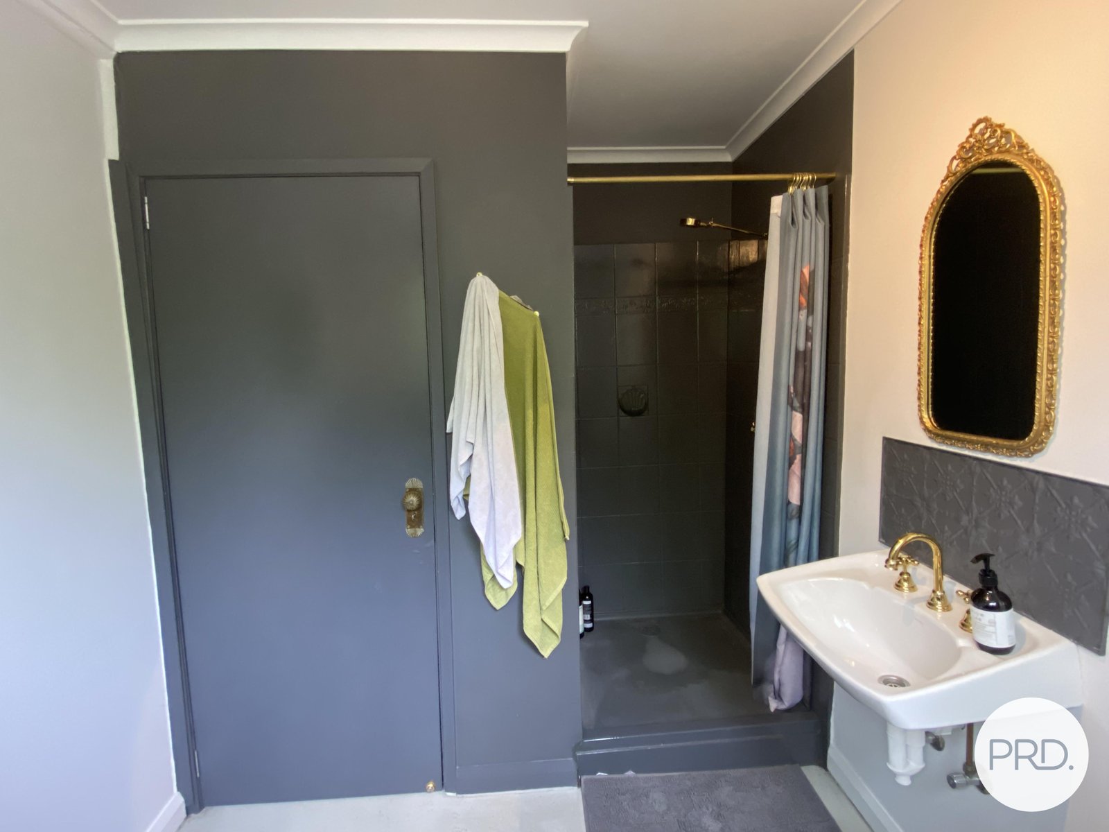 17 Pitt Street NORTH HOBART 8