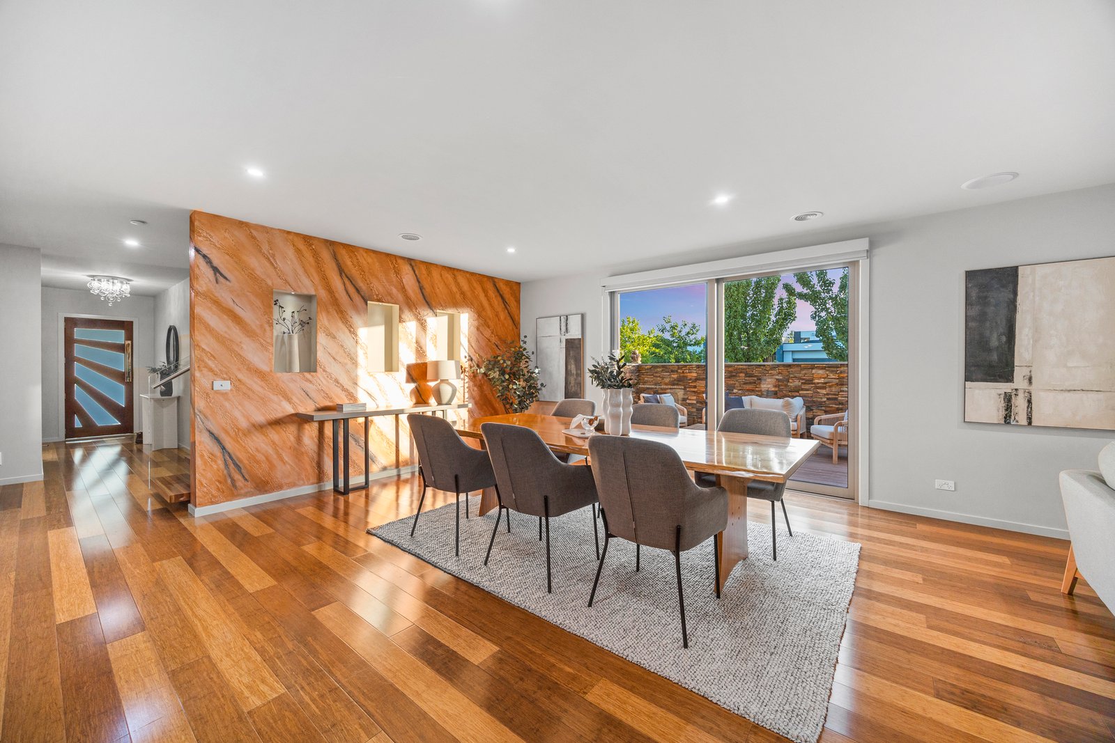 Gallery: 17 Prince of Wales Boulevard