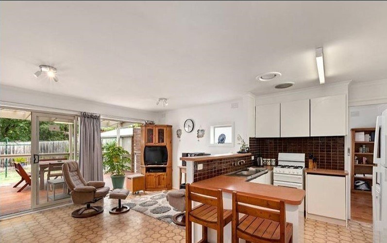 Gallery: 17 Raphael Crescent