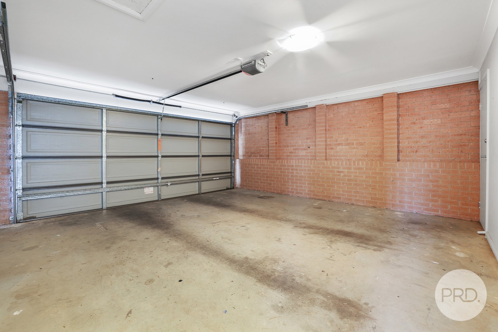 17 Regal Park Drive TAMWORTH 7