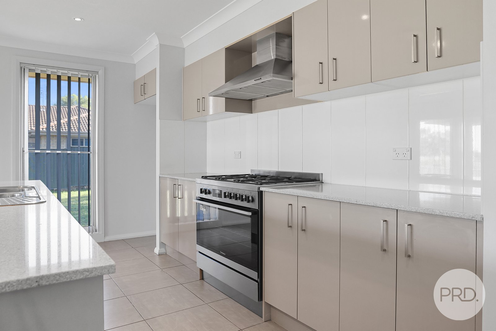 17 Regal Park Drive TAMWORTH 12