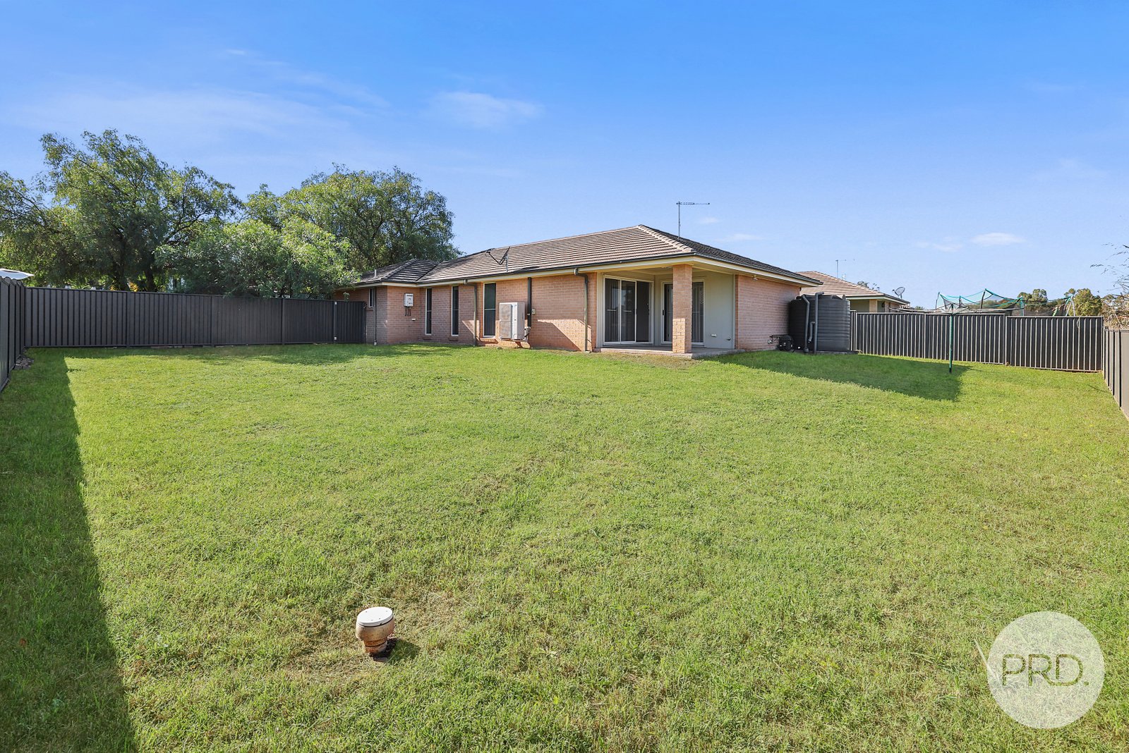 17 Regal Park Drive TAMWORTH 22