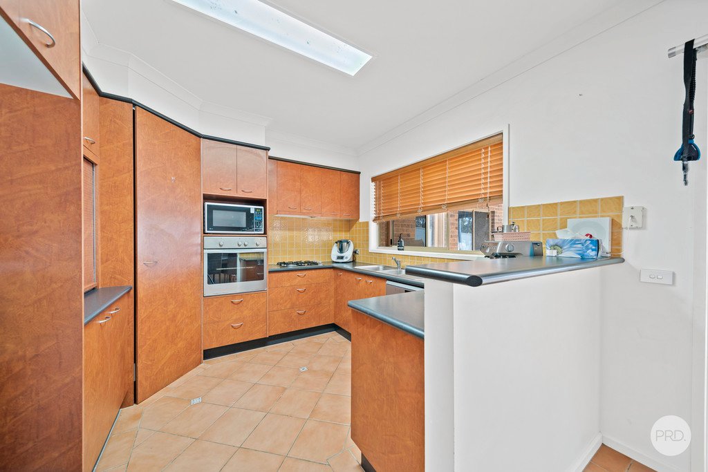 17 Regency Place KENNINGTON 2