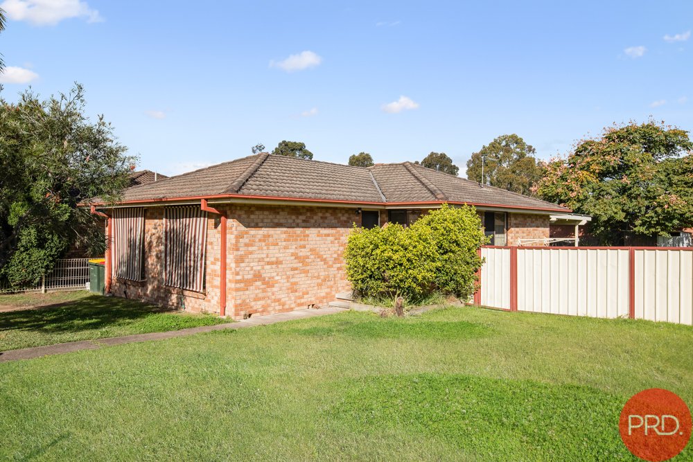 17 Ronald Street TENAMBIT 12