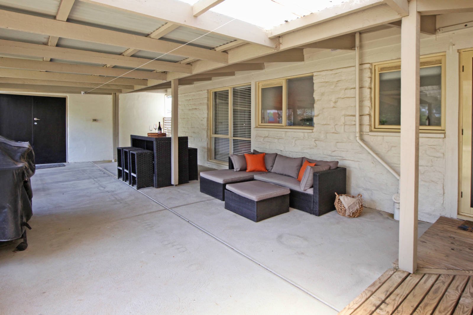 Real Estate and Property in 17 Rose Boulevard, Lancefield, VIC