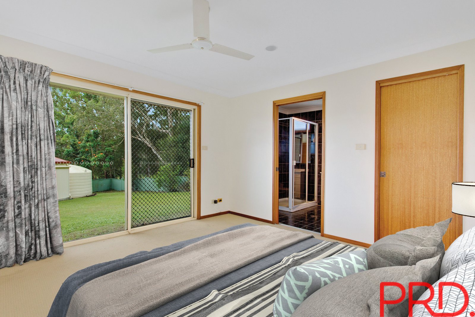 17 Rosewood Court LAKEWOOD 4