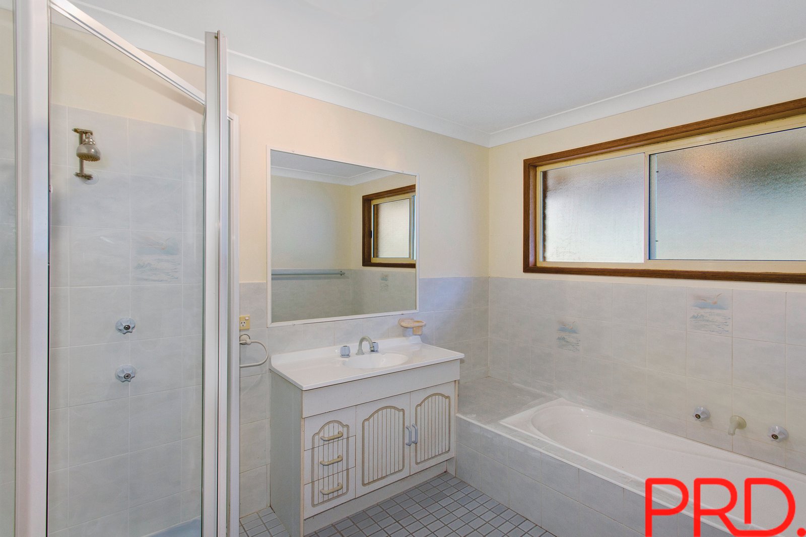 17 Rosewood Court LAKEWOOD 11