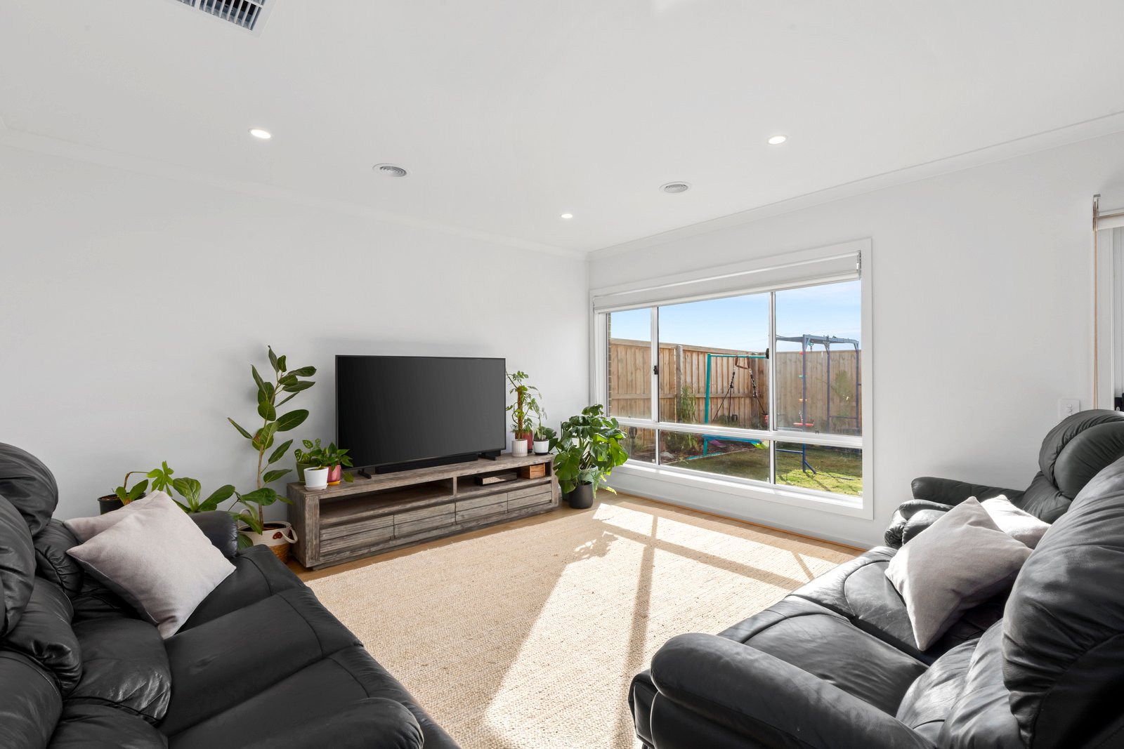 Real Estate and Property in 17 Rosewood Drive, Ocean Grove, VIC