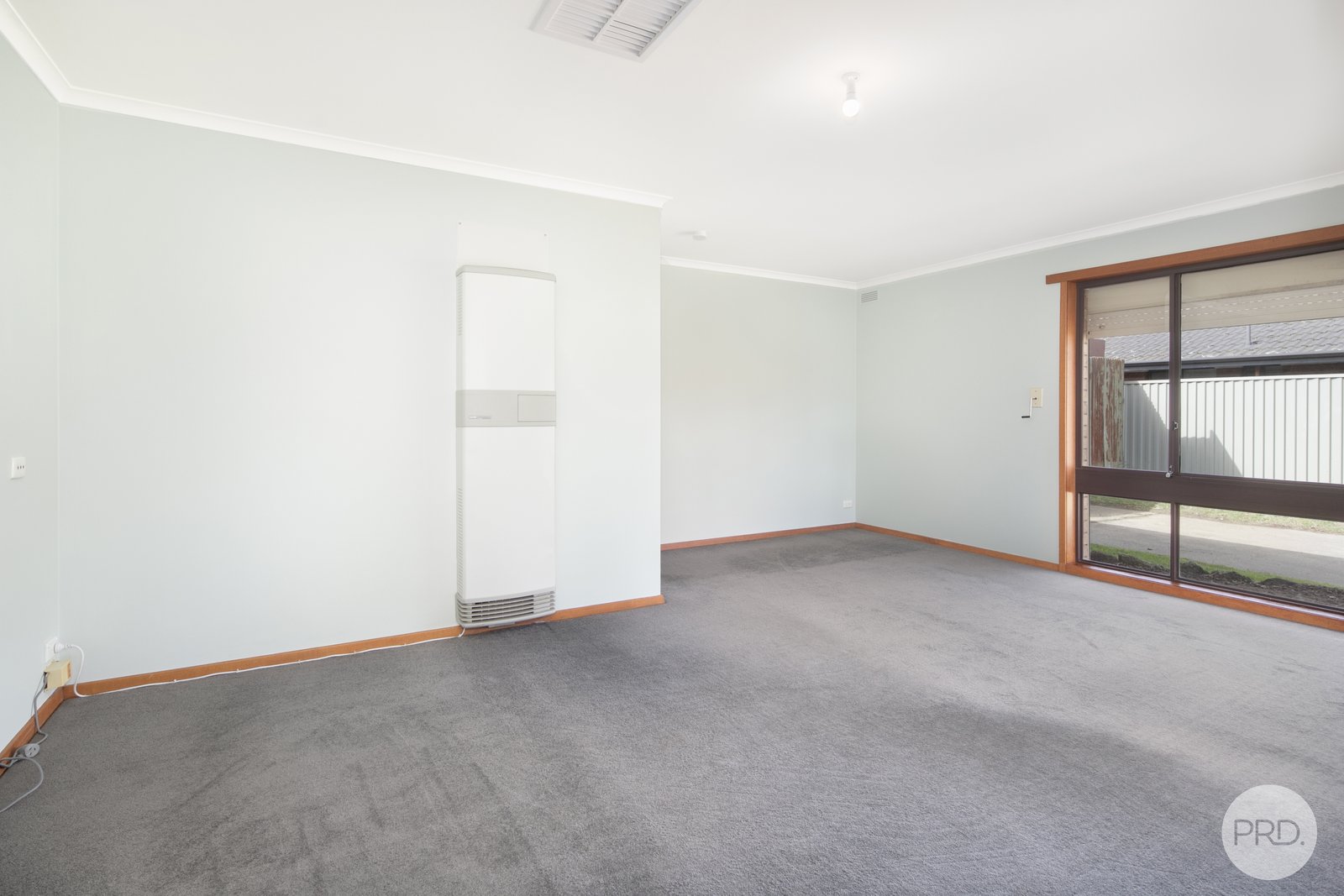 17 Rowan Parade WENDOUREE 9