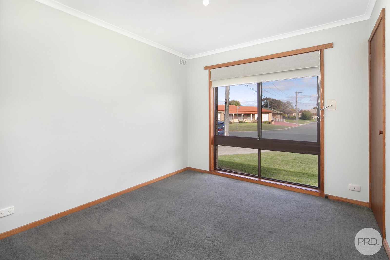 17 Rowan Parade WENDOUREE 11
