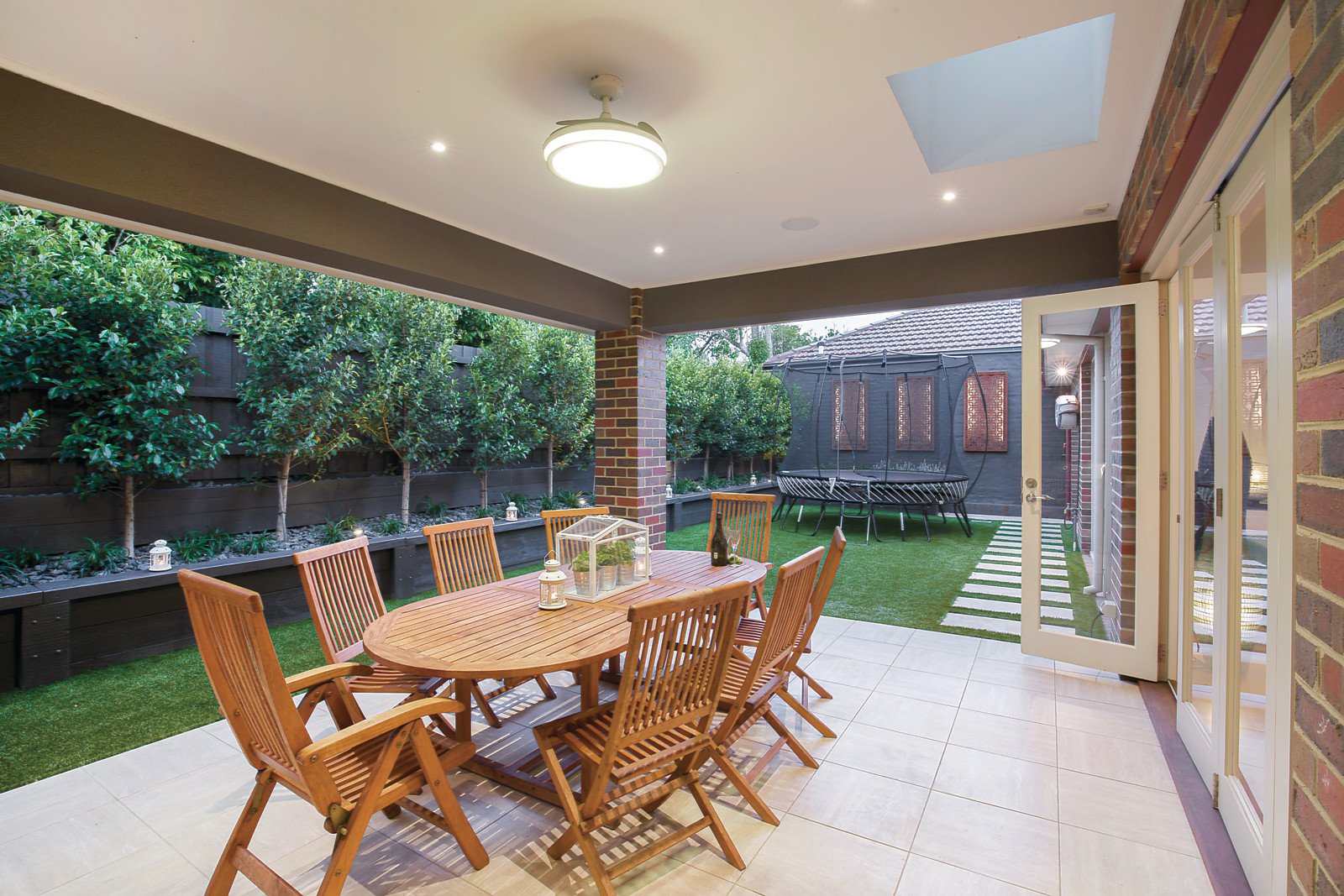 17 Rowen Street, Glen Iris, VIC