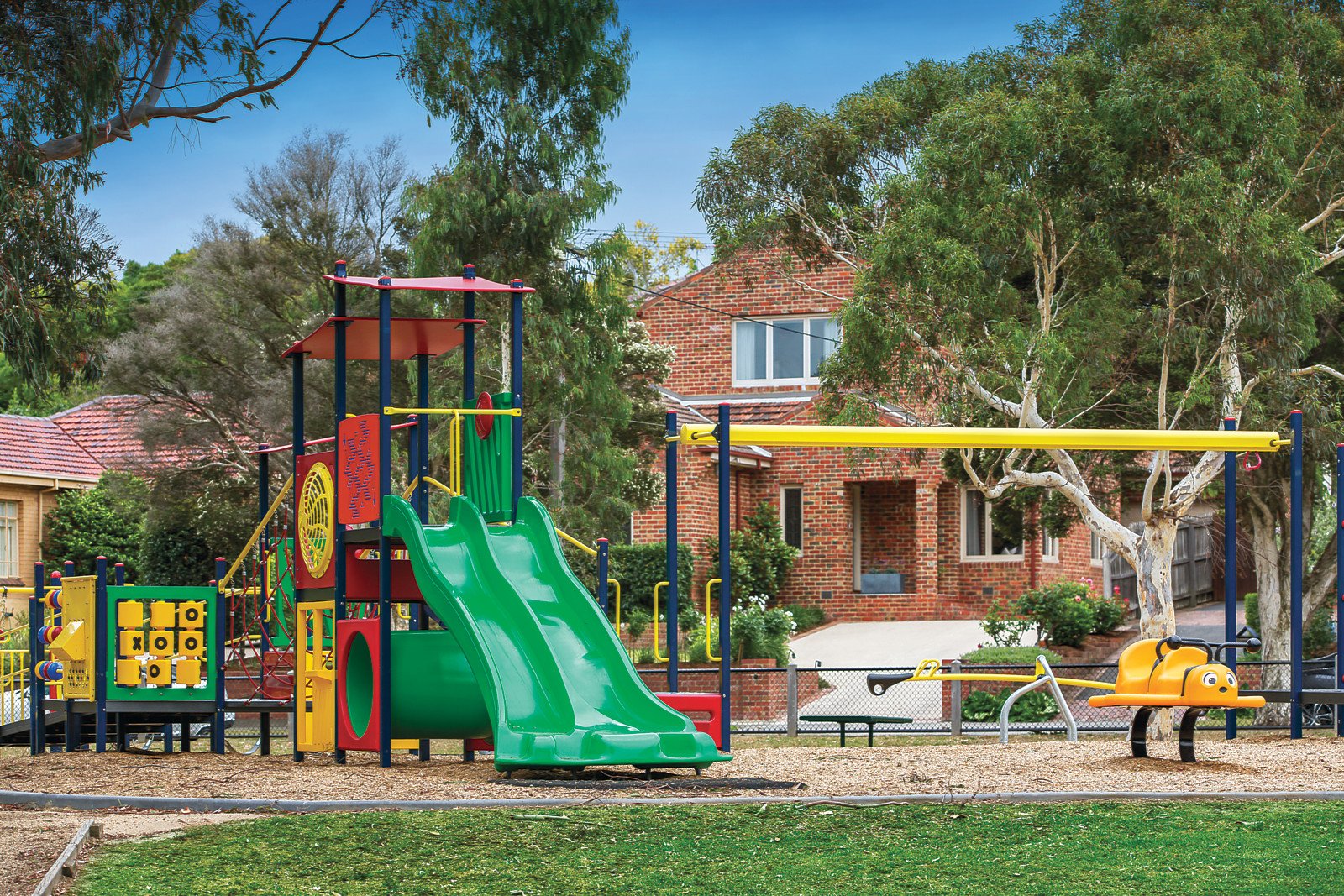 17 Rowen Street, Glen Iris, VIC