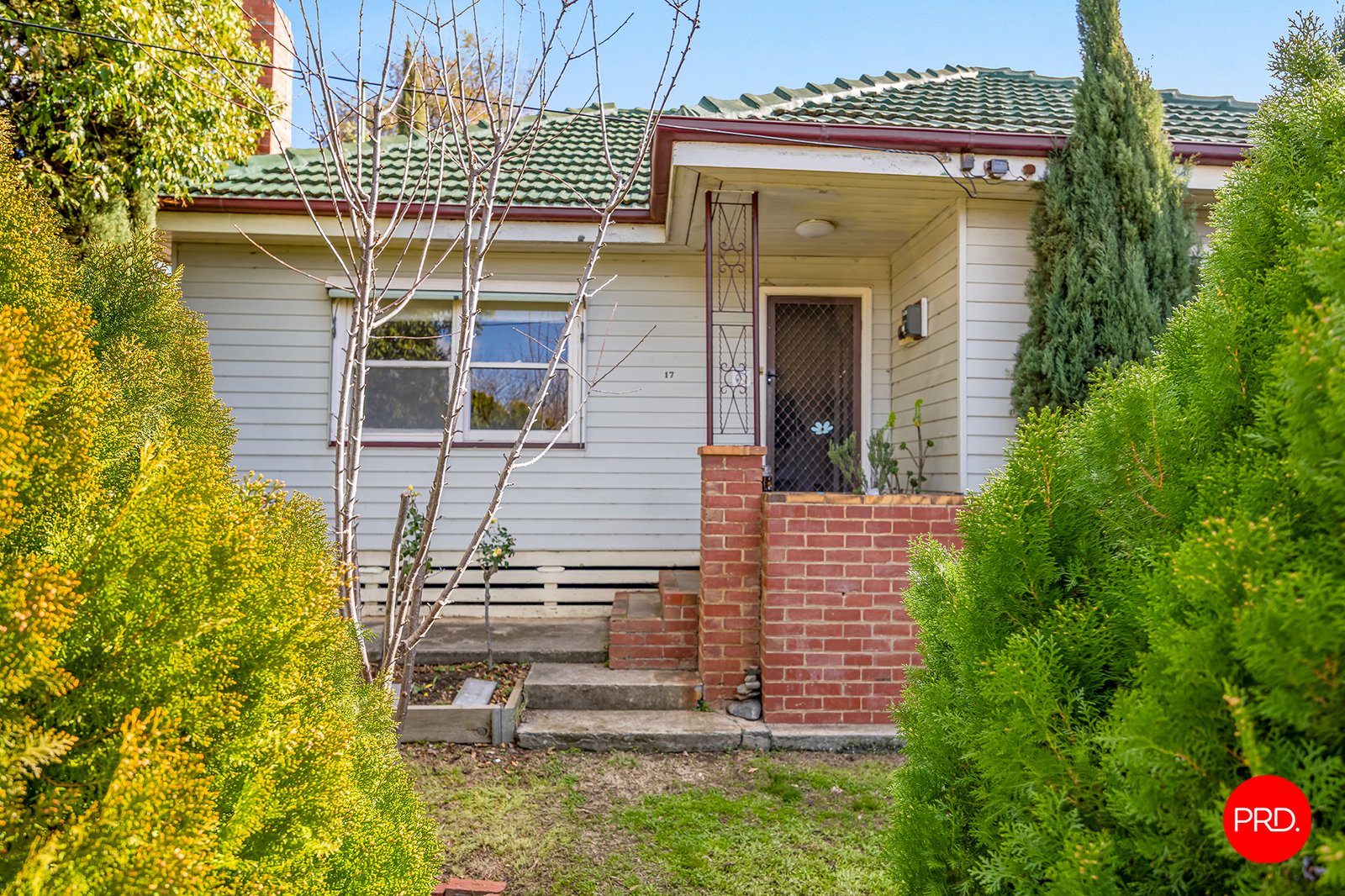 17 Royal Avenue KENNINGTON 2