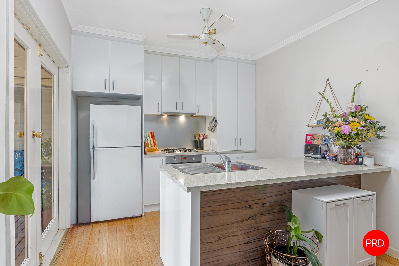 17 Royal Avenue KENNINGTON 6