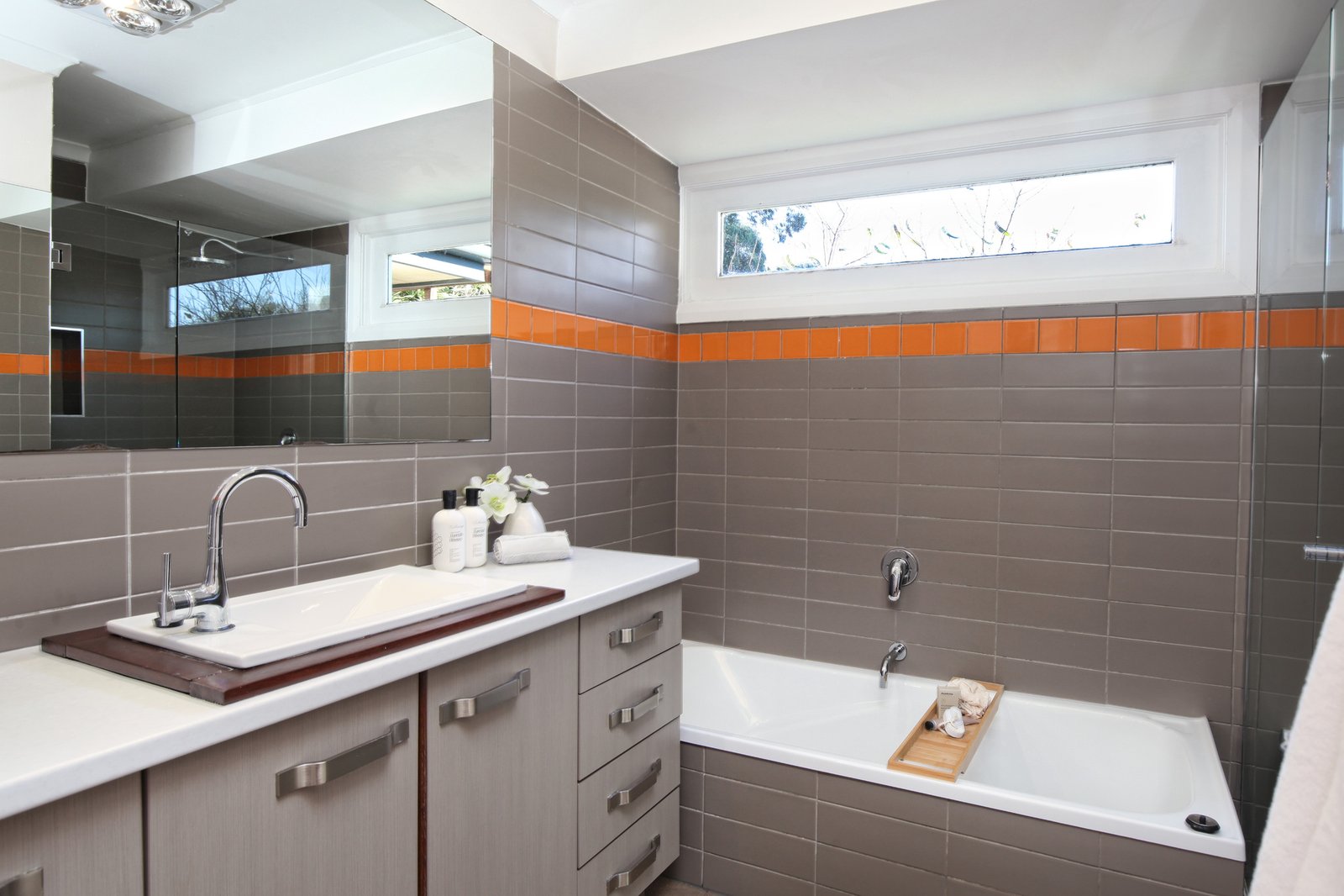 Real Estate and Property in 17 Russell Avenue, Woodend, VIC