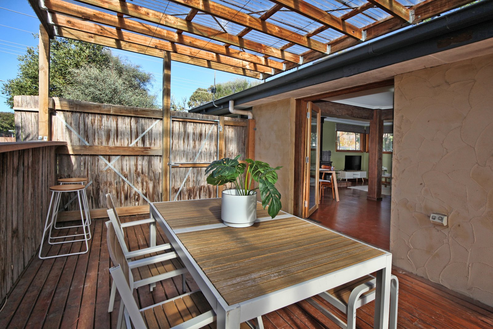 Real Estate and Property in 17 Russell Avenue, Woodend, VIC
