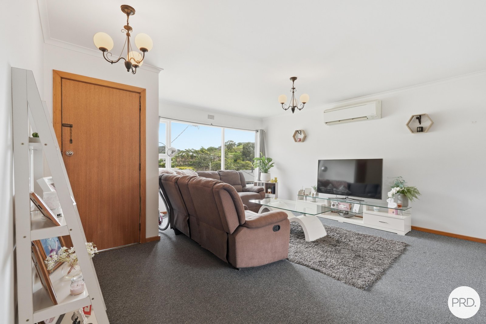 17 Russell Road CLAREMONT 6