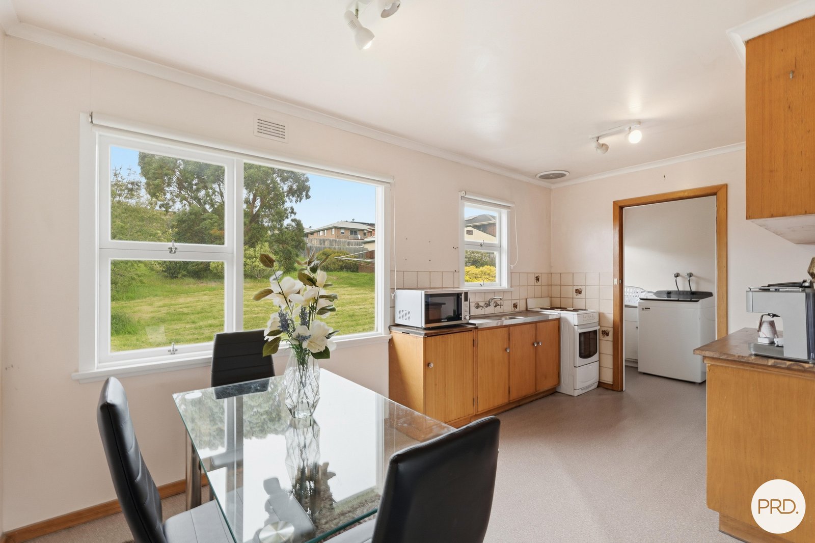 17 Russell Road CLAREMONT 11