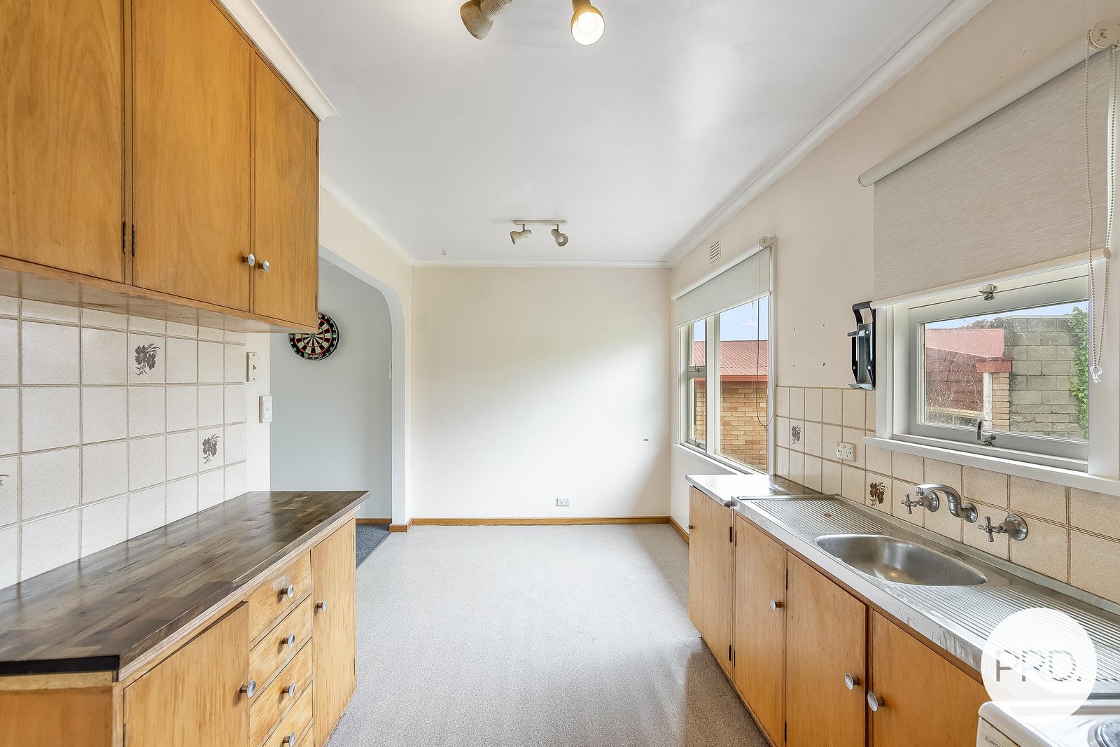 17 Russell Road CLAREMONT 8