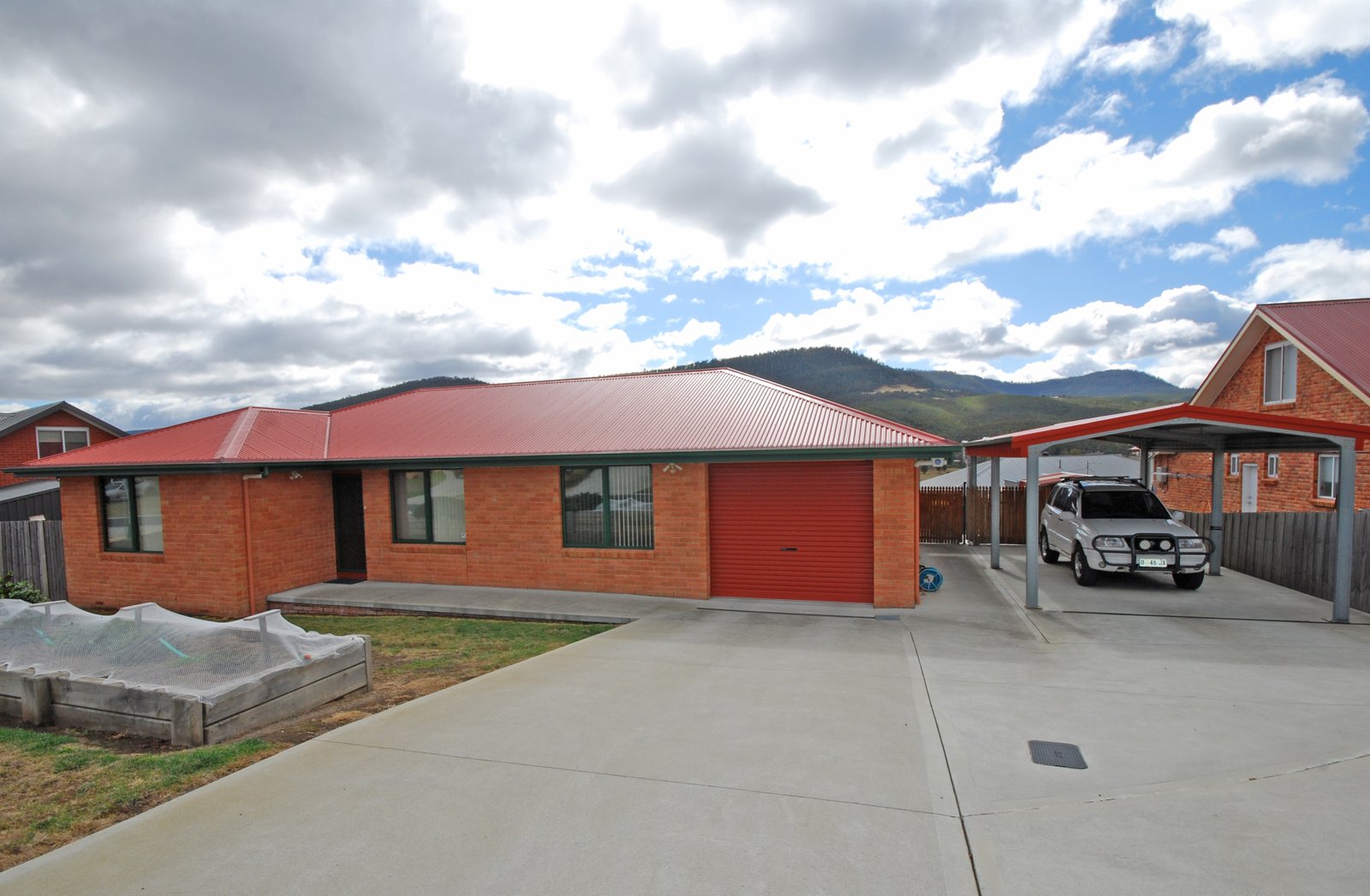 17 Sadri Court NEW NORFOLK 1