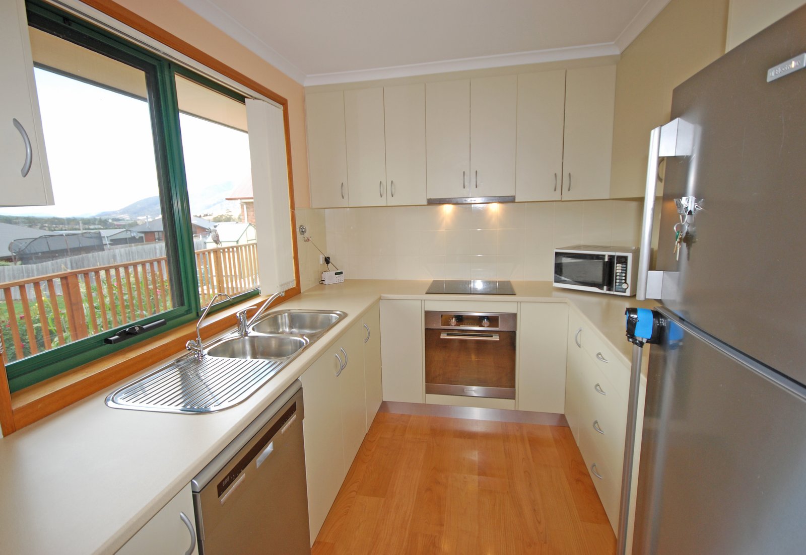 17 Sadri Court NEW NORFOLK 8