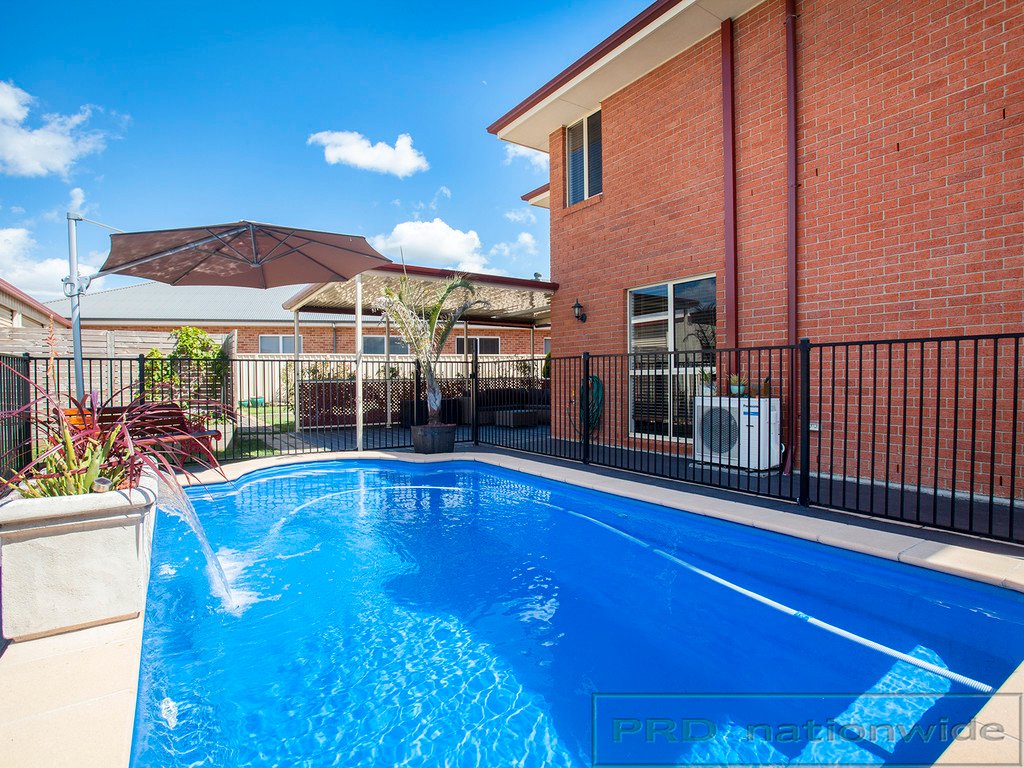 17 Sandalyn Avenue THORNTON 4