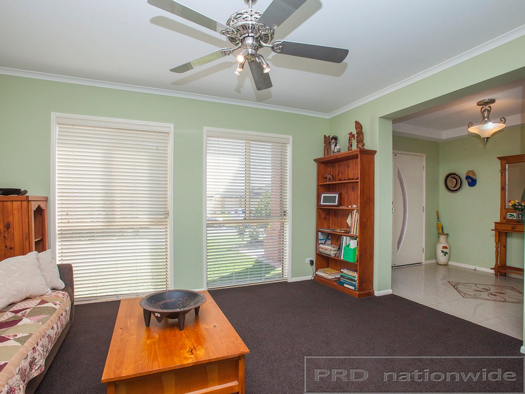 17 Sandalyn Avenue THORNTON 9