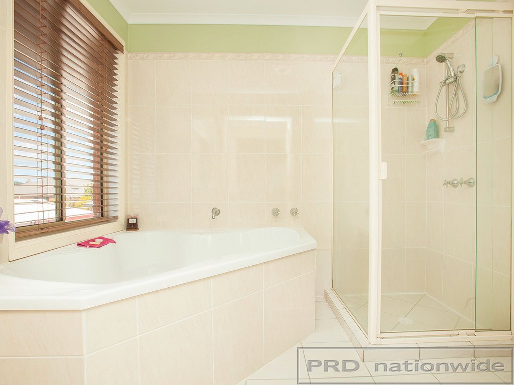 17 Sandalyn Avenue THORNTON 20