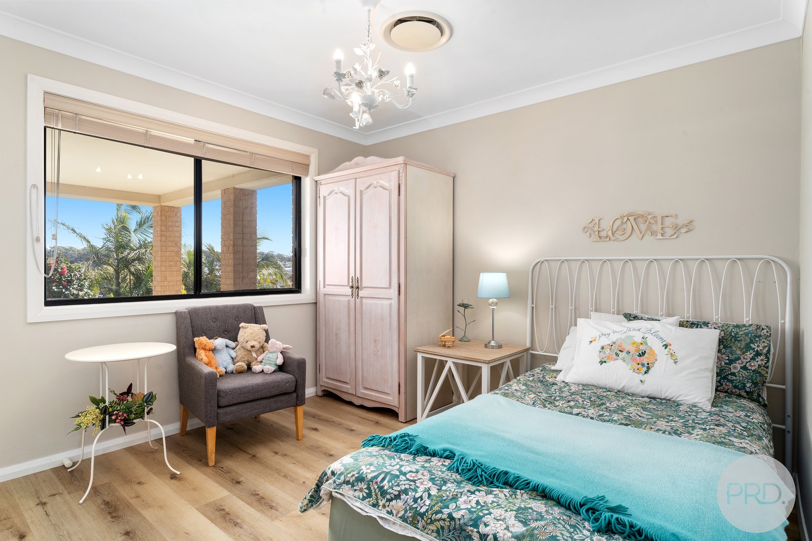 17 Saratoga Avenue CORLETTE 16