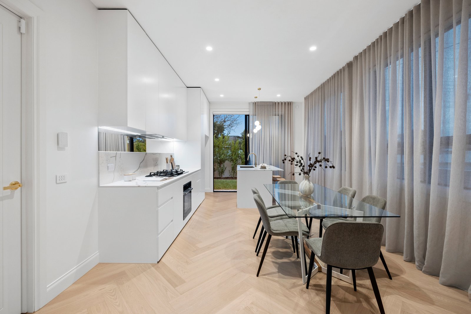 Gallery: 17 Sarzana Street