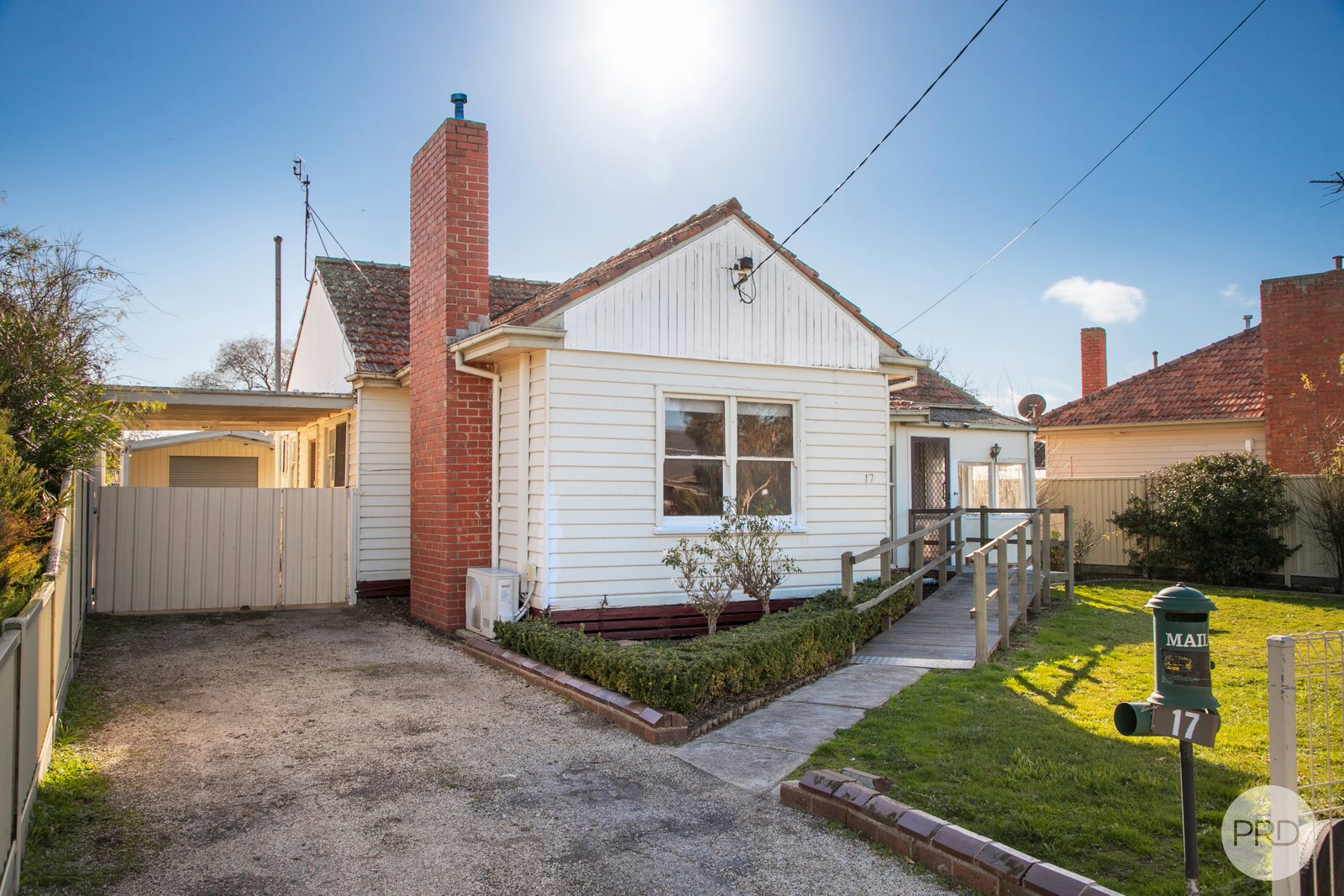 17 Sayle Street SEBASTOPOL 1