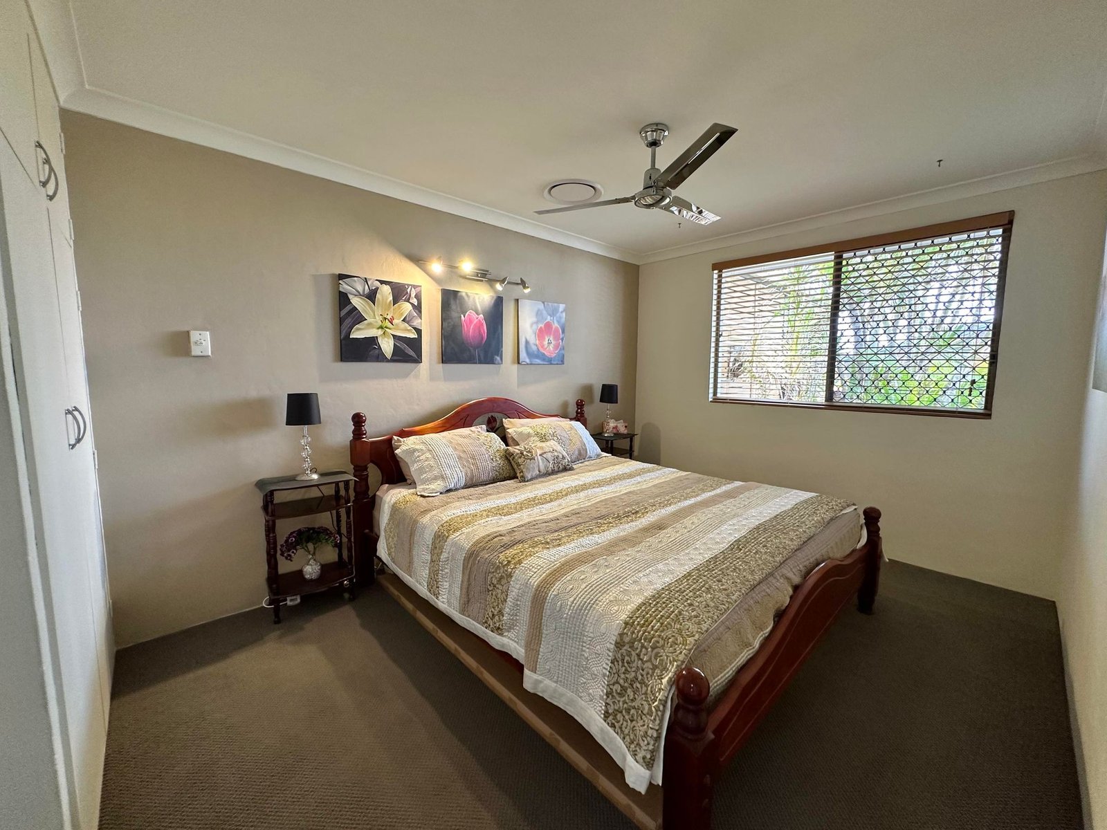 17 Sayre Crescent BOYNE ISLAND 10