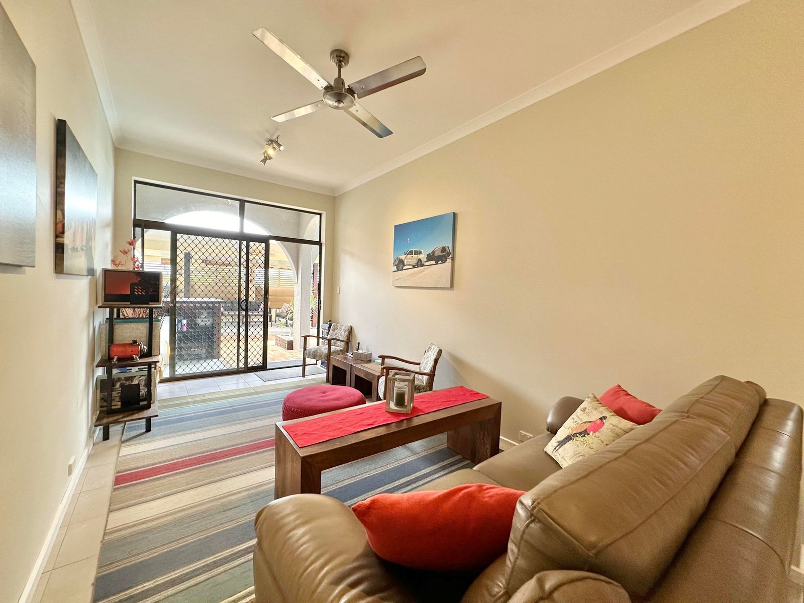 17 Sayre Crescent BOYNE ISLAND 19