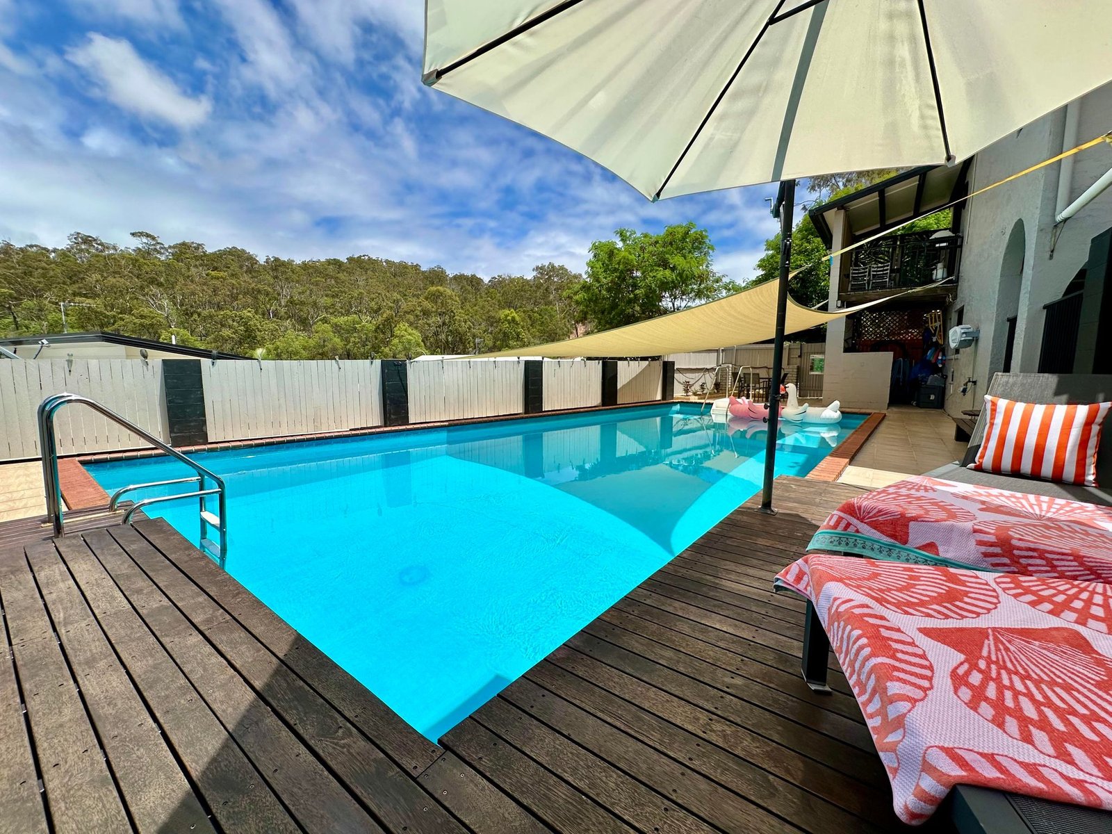 17 Sayre Crescent BOYNE ISLAND 23