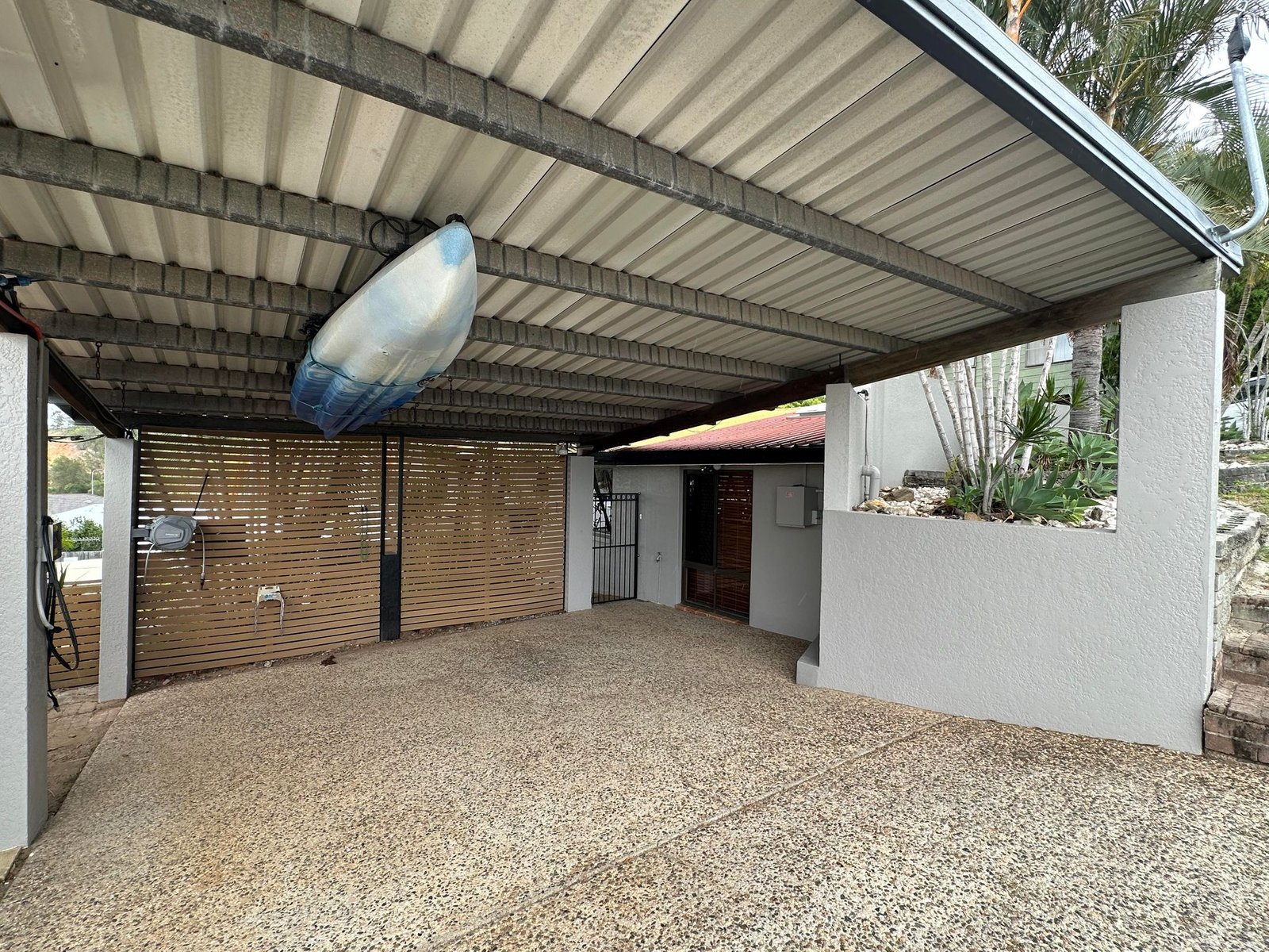 17 Sayre Crescent BOYNE ISLAND 28